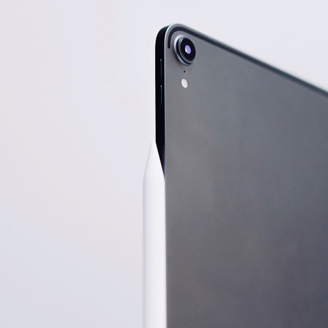 Ремонт iPad після потрапляння вологи та його відновлення