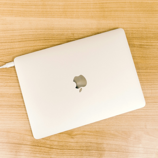 Заміна акумулятора на MacBook з гарантією: що треба знати?