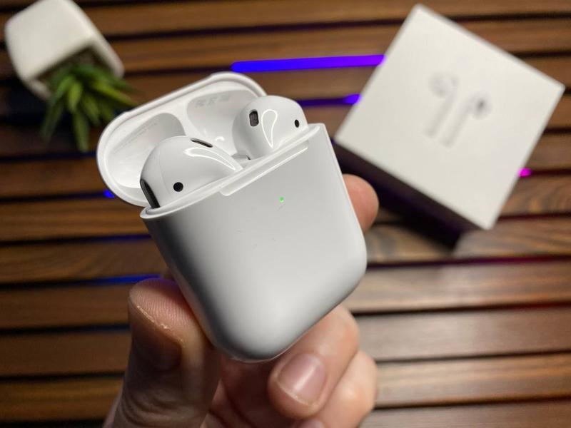 Ремонт AirPods Києв Оболонь та Харків Ave Plaza