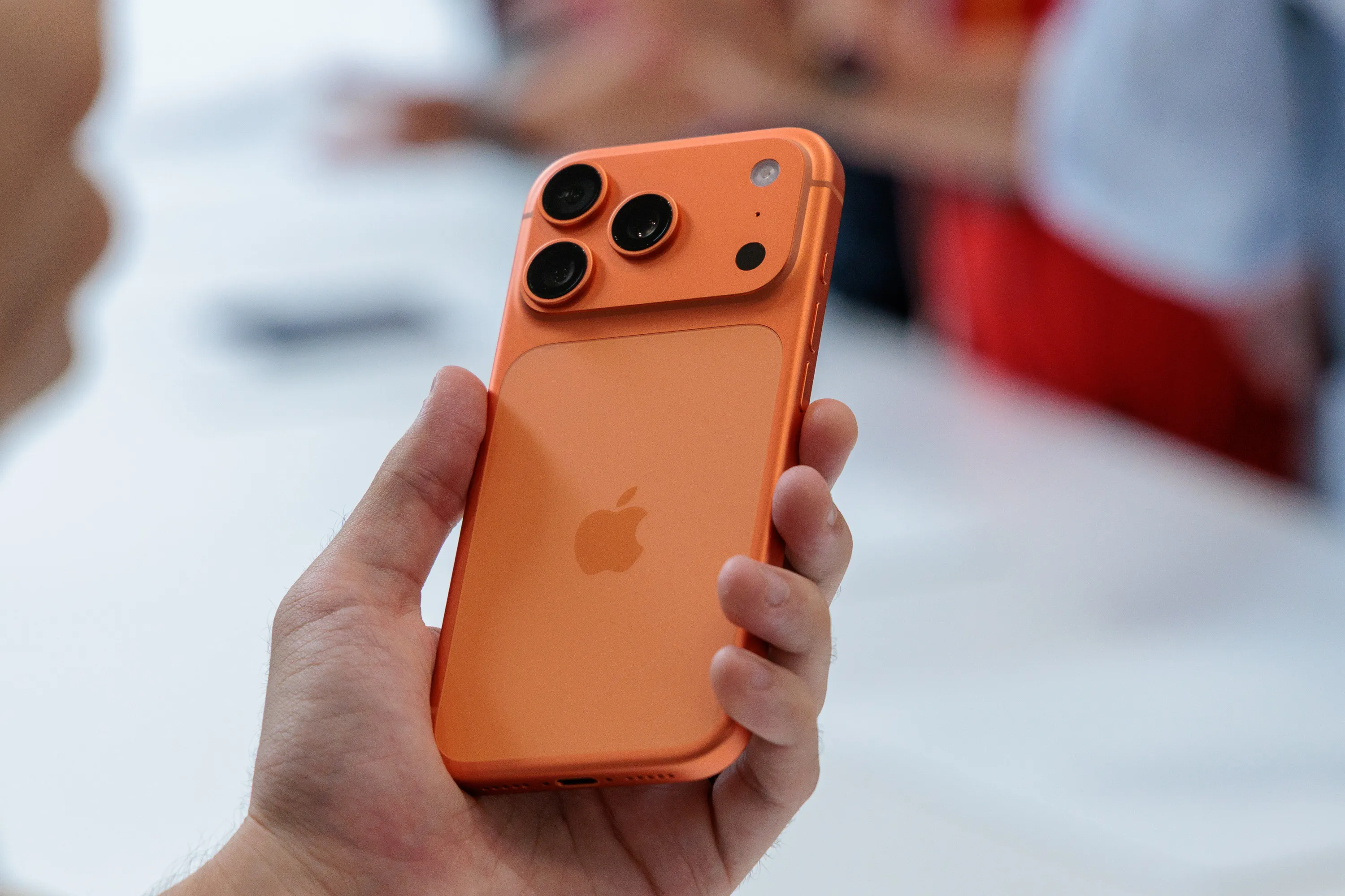 iPhone 17 Pro (2025) – характеристики, камери, батарея та ціна в Україні