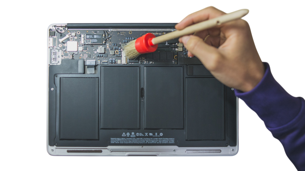 Як часто потрібно чистити MacBook: оптимальна періодичність, ознаки забруднення та поради для довгої роботи ноутбука