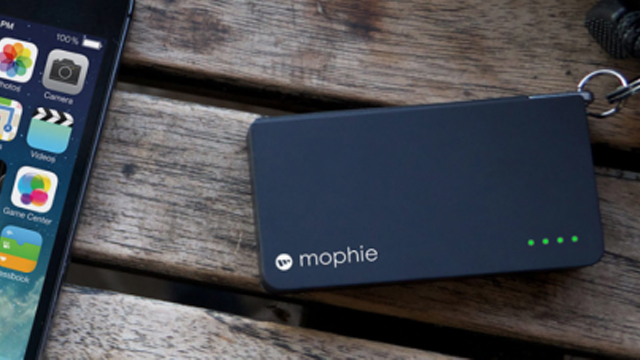 Mophie Power Reserve — брелок на экстренный случай