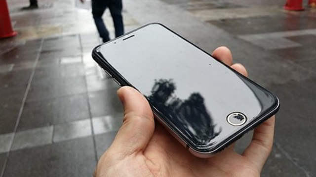 Это нужно попробовать. Защитное стекло для iPhone и iPad