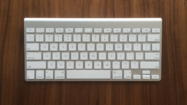 Теперь мы осуществляем лазерную гравировку любой сложности для Apple устройств
