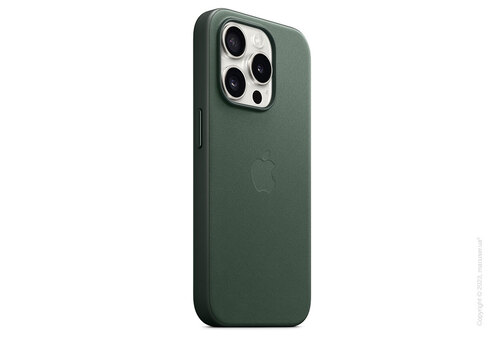 Apple iPhone 15 Pro FineWoven Case with MagSafe - Evergreen
